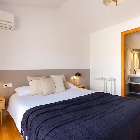 Apartment Elegante Duplex En Terrassa, Barcelona